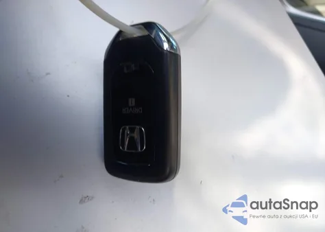 2021 Honda Accord Hybrid Touring z USA, uszkodzony, nr VIN 1HGCV3F96MA018882